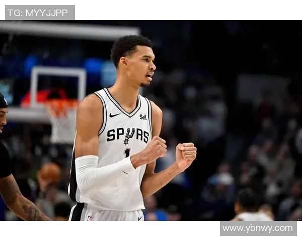 文班亚马法国队首战狂砍27分击败意大利引发NBA球探关注