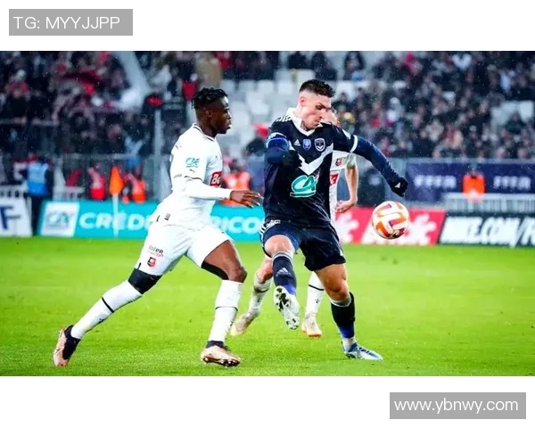 梅斯与卡昂在法国杯激战正酣谁能晋级下一轮的精彩对决 梅斯与卡昂在法国杯激战正酣谁能晋级下一轮的精彩对决