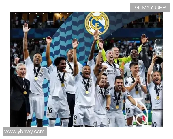 皇马与沙尔克04的巅峰对决谁能在欧冠赛场上笑到最后