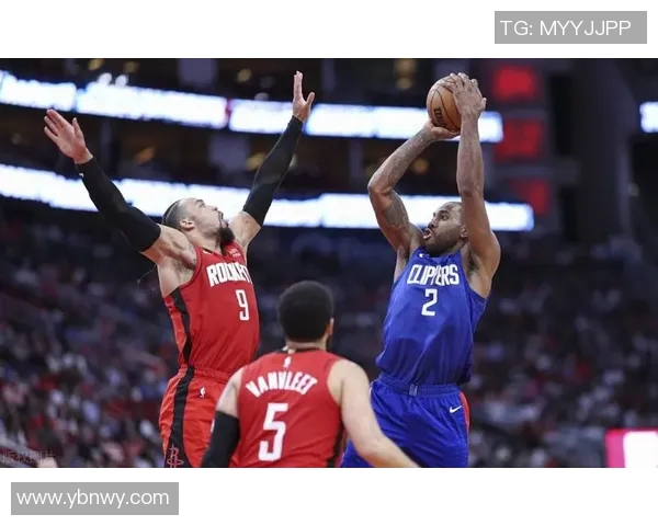 休斯顿火箭队与快船的激烈对决谁将赢得这场西部强强碰撞 休斯顿火箭队与快船的激烈对决谁将赢得这场西部强强碰撞